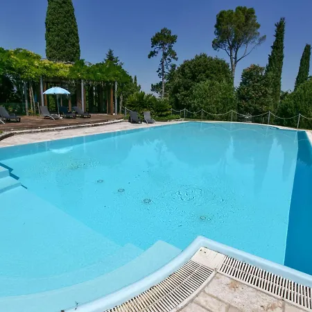 Cozy Farmhouse In With Swimming Pool Casa vacanze
