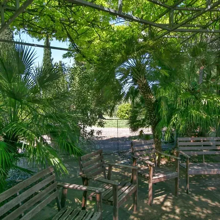 Casa vacanze Cozy Farmhouse In With Swimming Pool *